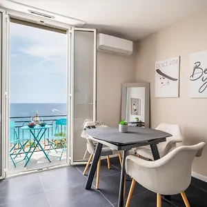  Apartment Le Balcon De La Baie Des Anges
