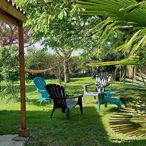 https://l-ecrin-de-louise.midi-pyreneeshotels.com
