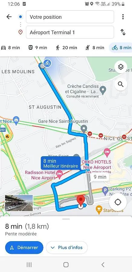 Appartements Renove 2023 Proche Aeroport 5Min, Gare Sncf 2 Min, Tramway Au Pied De L'Immeuble , Parking Possible, Renovated Apartments 2023 Near The Airport 5 Min, Train Station 2 Min, Tram Next To The Building 1 Min, Parking Possible Nice France